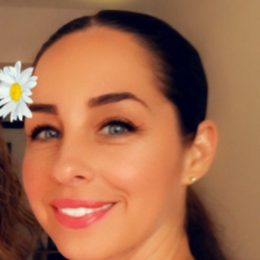 Meet your Posher, Cristina